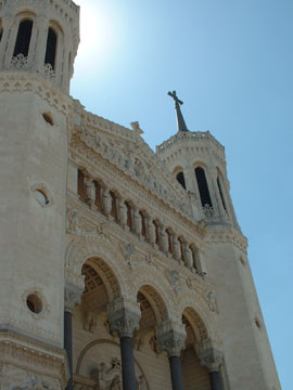 Basilique Notre-Dame de Fourvière, top of facade