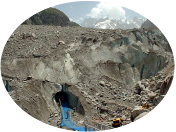 Cave into the Glacier